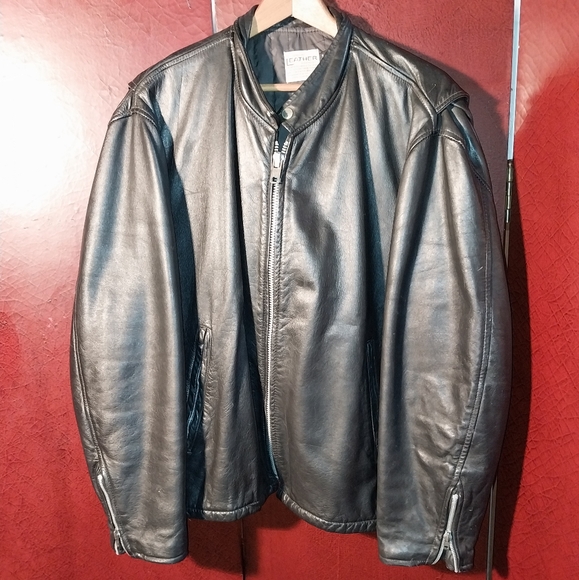 Vintage Men's Black Leather Jacket